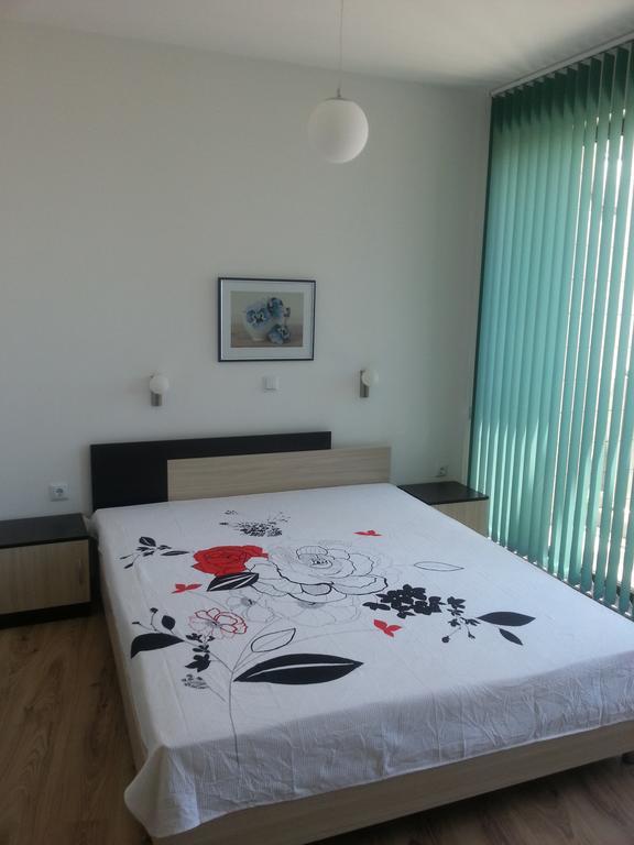 Azur Apartments Sozopol Exterior foto